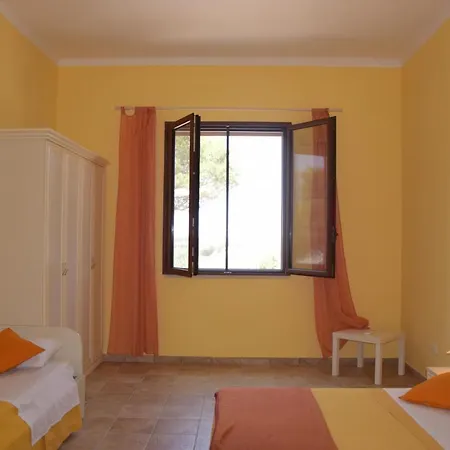 Bed & Breakfast Masseria Belvedere Lizzano (Apulia)